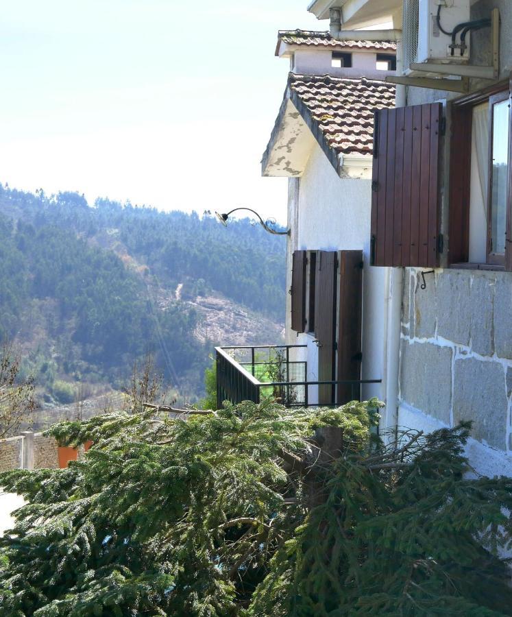 Casa Do Abeto Villa Carvalhosa Exterior photo